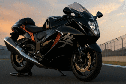 High-resolution image showing the 2025 Suzuki Hayabusa superbike parked on a racetrack, highlighting its aerodynamic design and powerful stance.