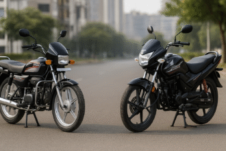 Hero Splendor Plus और Honda Shine साइड-बाय-साइड पार्क की गईं commuter मोटरसाइकिलें